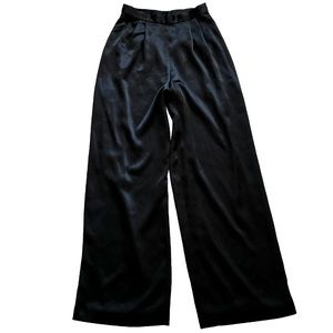 CARMEN MARC VALVO BLACK WIDE LEG PANTS WITH FRONT PLEATS SIZE 4 MINIMALIST